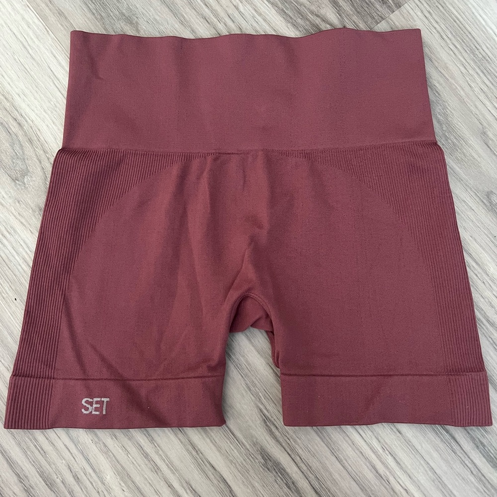 SET active size small